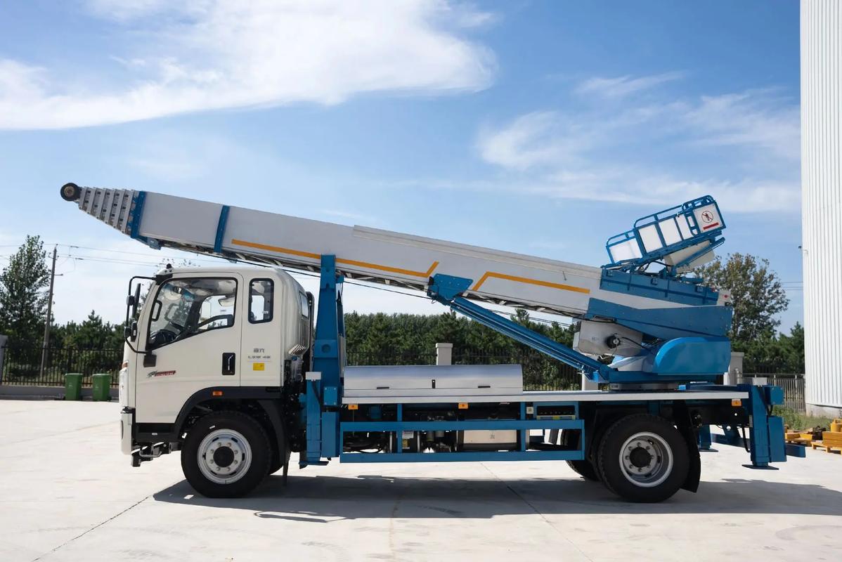 吊罗山乡云梯上料车租赁费用